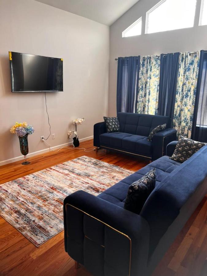 Springview Homes 12Mins From Ewr & 3 Mins From University Hospital Нюарк Екстериор снимка