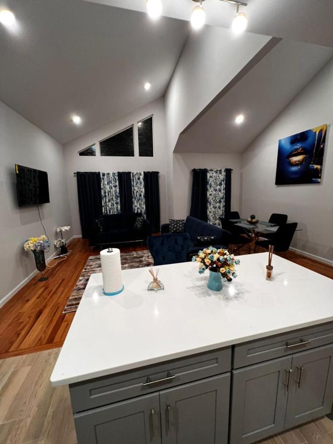 Springview Homes 12Mins From Ewr & 3 Mins From University Hospital Нюарк Екстериор снимка