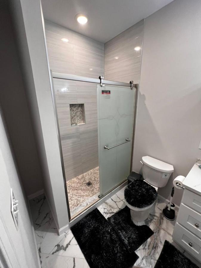 Springview Homes 12Mins From Ewr & 3 Mins From University Hospital Нюарк Екстериор снимка